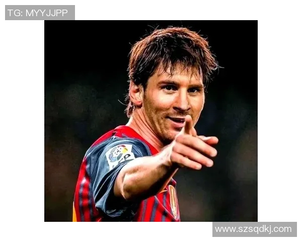 齐名足球明星的辉煌历程与传奇故事分享